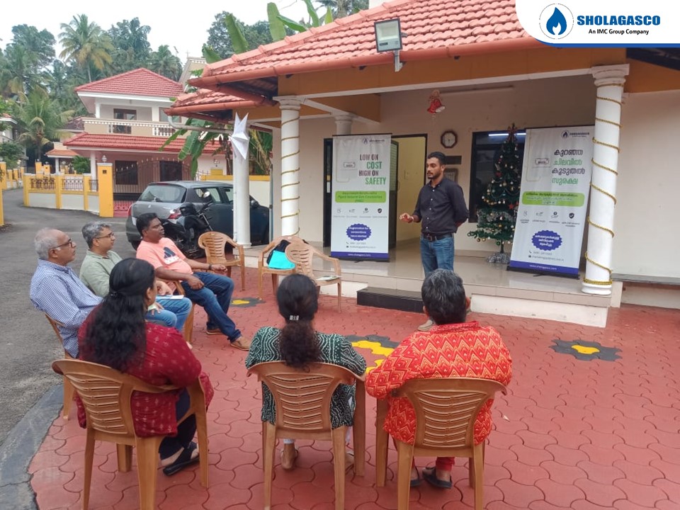 Meeting with residentâ€™s welfare association members regarding Pipeline natural gas