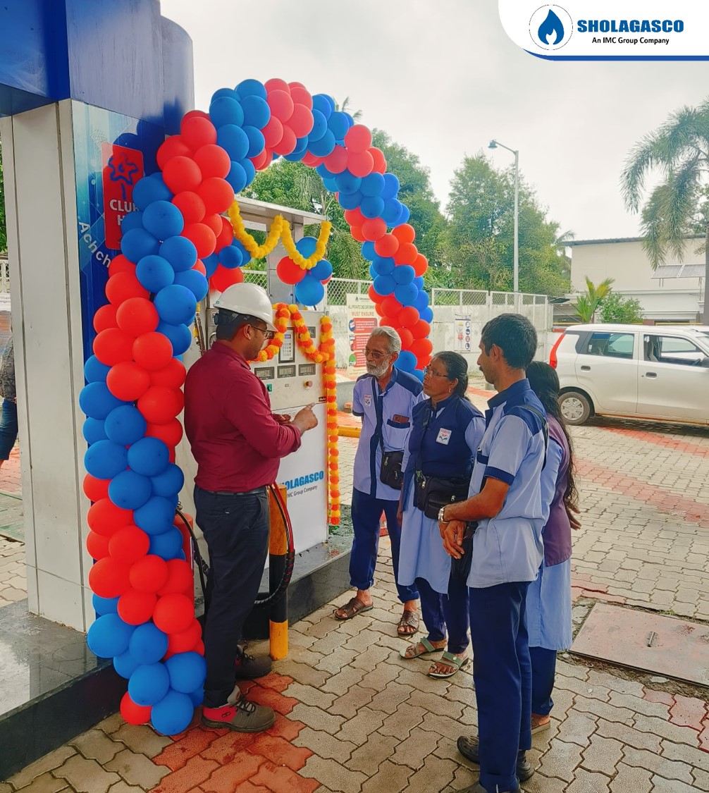 Inauguration of 13th DBS station Payyil Fuels (HPCL) in Varissery, Kottayam